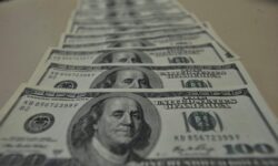 dólar