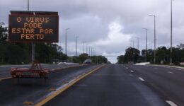 Desobediência civil para salvar vidas, é preciso ficar em casa. (Marcello Casal Jr/Agência Brasil)
