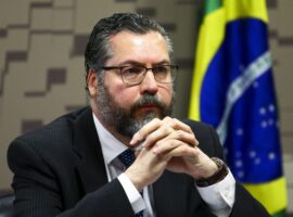 O ministro das Relações Exteriores, Ernesto Araújo, durante audiência pública na Comissão de Relações Exteriores e Defesa Nacional do Senado. (Marcelo Camargo/Agência Brasil)
