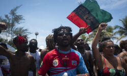 Protest to remember the death of a young Congolese in Rio de Jan