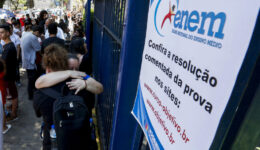 Estudantes vão realizar o Enem 2023 em São Paulo (Paulo Pinto/Agência Brasil)