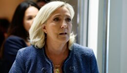 Pag_30-31_Le_Monde_Edicao_214_Lisa-Raphaël_Foto_Reuters