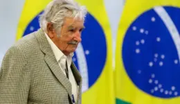 mujica01