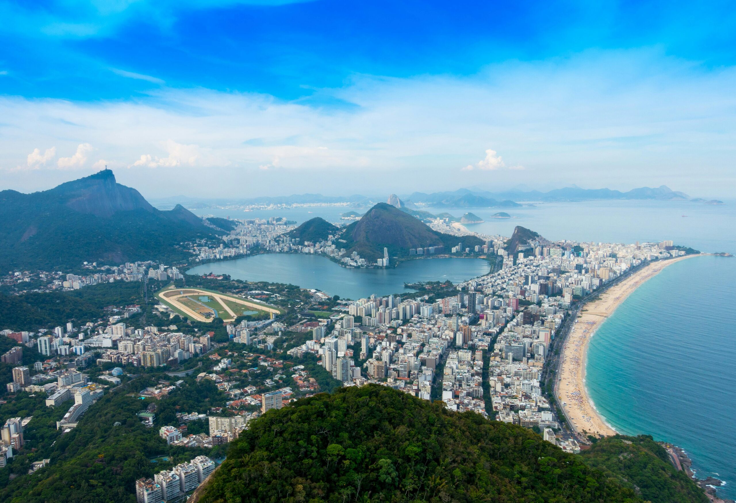Visão panorâmica da orla do Rio de Janeiro