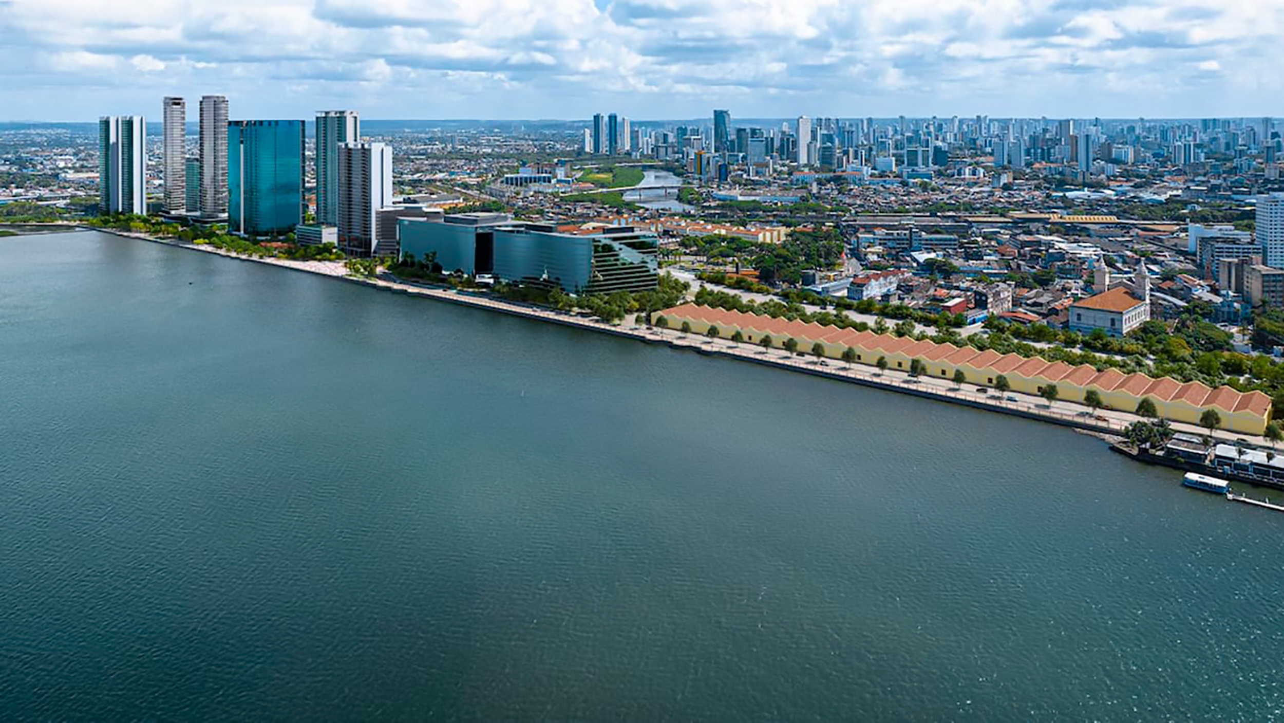 O diereito à cidade: um panorama do Projeto Novo Recife: existe uma grande orla 