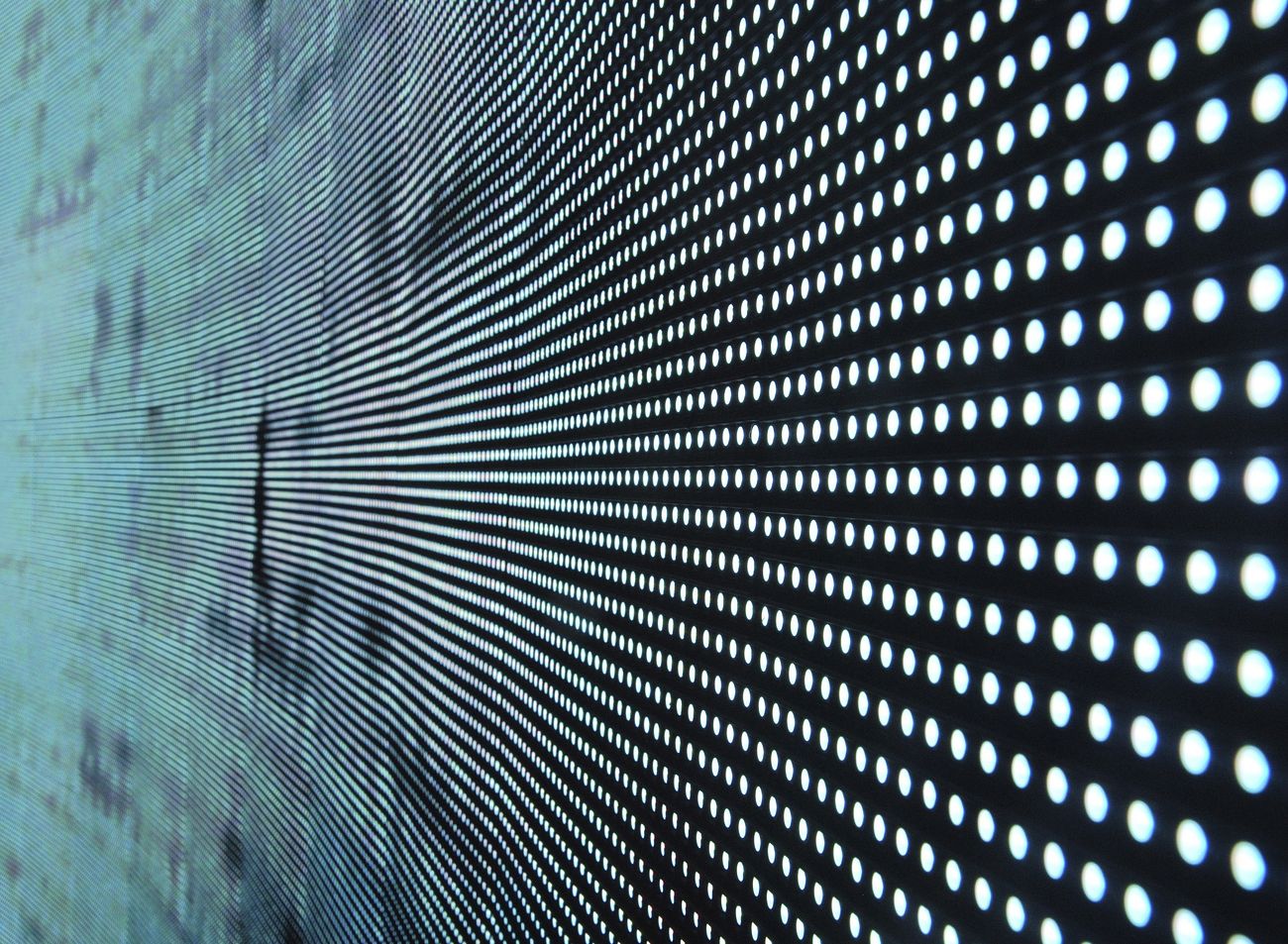 Em 18 de julho de 2025, o Departamento de Representação Comercial dos Estados Unidos (Office of the United States Trade Representative) abriu uma investigação formal sobre a LGDP (Lei Geral de Proteção de Dados) brasileira.