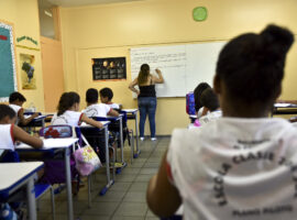 escola afetos politicos