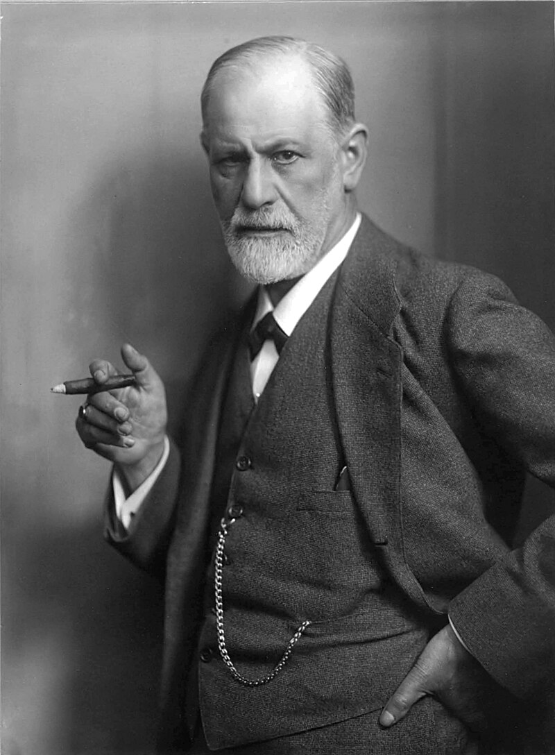 Notas sobre o perigo da sedução: fotografia de Freud em preto e branco. Ele olha para a câmera.