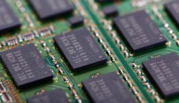 computer-board-technology-part-green-electrical-1358022-pxhere.com