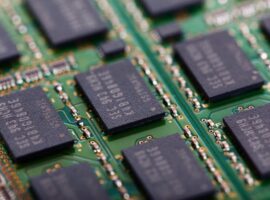 computer-board-technology-part-green-electrical-1358022-pxhere.com