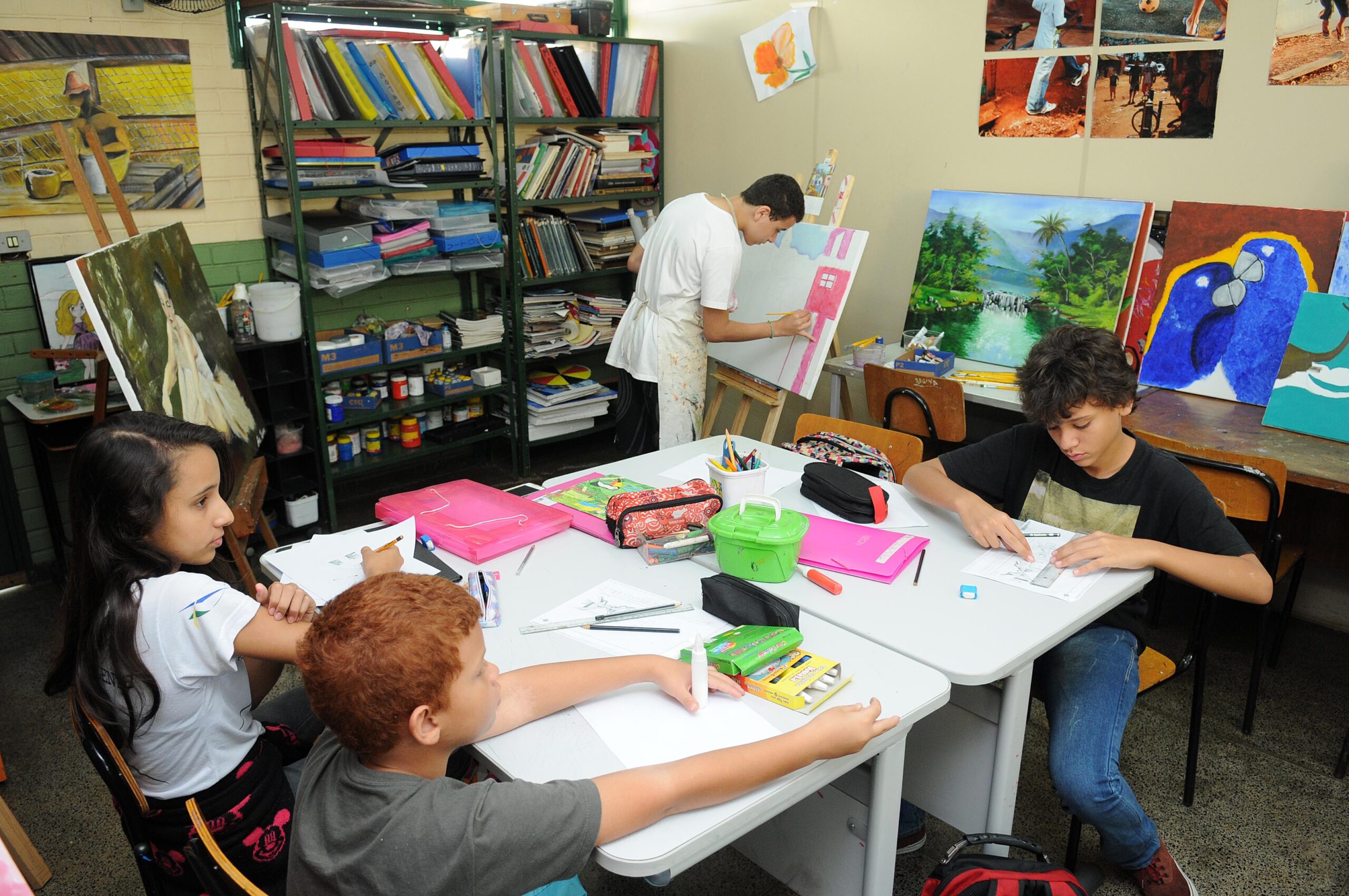 Homeschooling: A ofensiva legislativa contra a proteção das infâncias