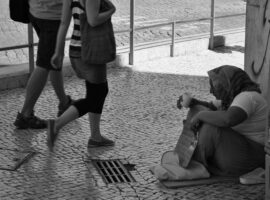 Pobreza_-_Lisboa_-_Portugal_(6237403457)