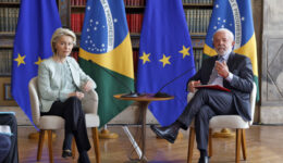 Presidente Lula durante encontro com presidente da Comissão Eur