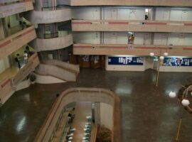 Pátio_interno_do_IMECC_-_Unicamp