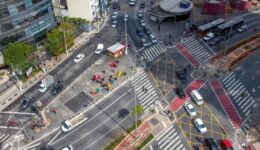 Reg. 000-21 Pinheiros. Avenida Brigadeiro Faria Lima e Rua Butan