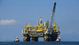 Oil_platform_P-51_(Brazil)-2
