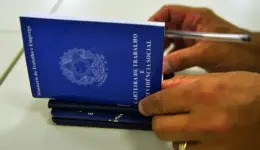 01_carteira_de_trabalho2