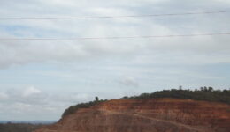 The_Big_Mine_in_2013_-_Amazon_Rainforest_-_Brazil_produção_de_terras_raras_in_Brazil._-_panoramio