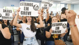 Pag09_Le_Monde_Edicao_224_Veruschka_Foto_Sindicato_dos_Trabalhadores_na_Admnistracao_Publica_Municipal_de_Guarulhos
