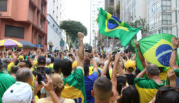 Pag13_Le_Monde_Edicao_201_Foto_Rovena-Rosa-Agencia-Brasil-2048x1365