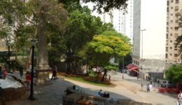 Centro_de_São_Paulo_-_(17120507492)