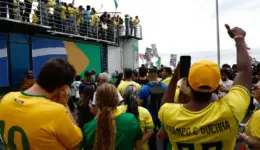 O programa de Flávio Bolsonaro promete respeitar “todos os arranjos familiares”