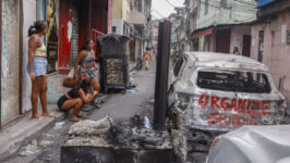 Operação Contenção.