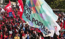Pag8-9_Le_Monde_Edicao_230_Nilza_Foto_Paulo_Pinto-AGPT