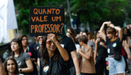 Greve de professores das escolas particulares do Rio de Janeiro