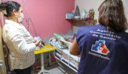 Community_health_worker_in_the_Brazilian_public_health_system