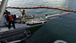 Seahorse AUV aboard Sea Fighter (FSF-1)