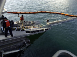 Seahorse AUV aboard Sea Fighter (FSF-1)