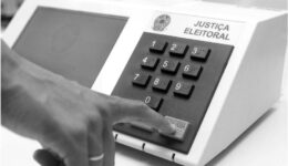 Tudo-o-que-voce-sempre-quis-saber-sobre-a-urna-eletronica-brasileira_(page_146_crop)